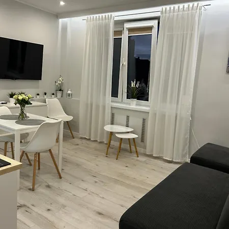 Na Dworcowej Centrum Parking Gratis アパート