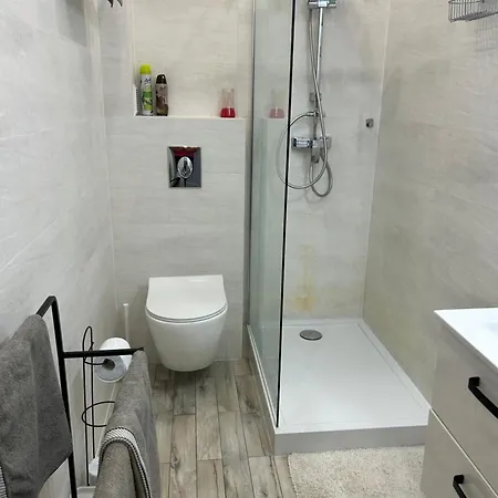 Na Dworcowej Centrum Parking Gratis アパート ヴロツワフ